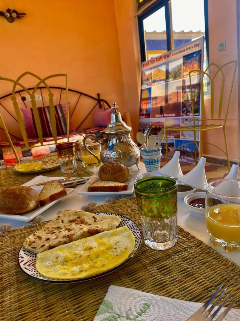 Riad Dar Sahrawi マラケシュ エクステリア 写真