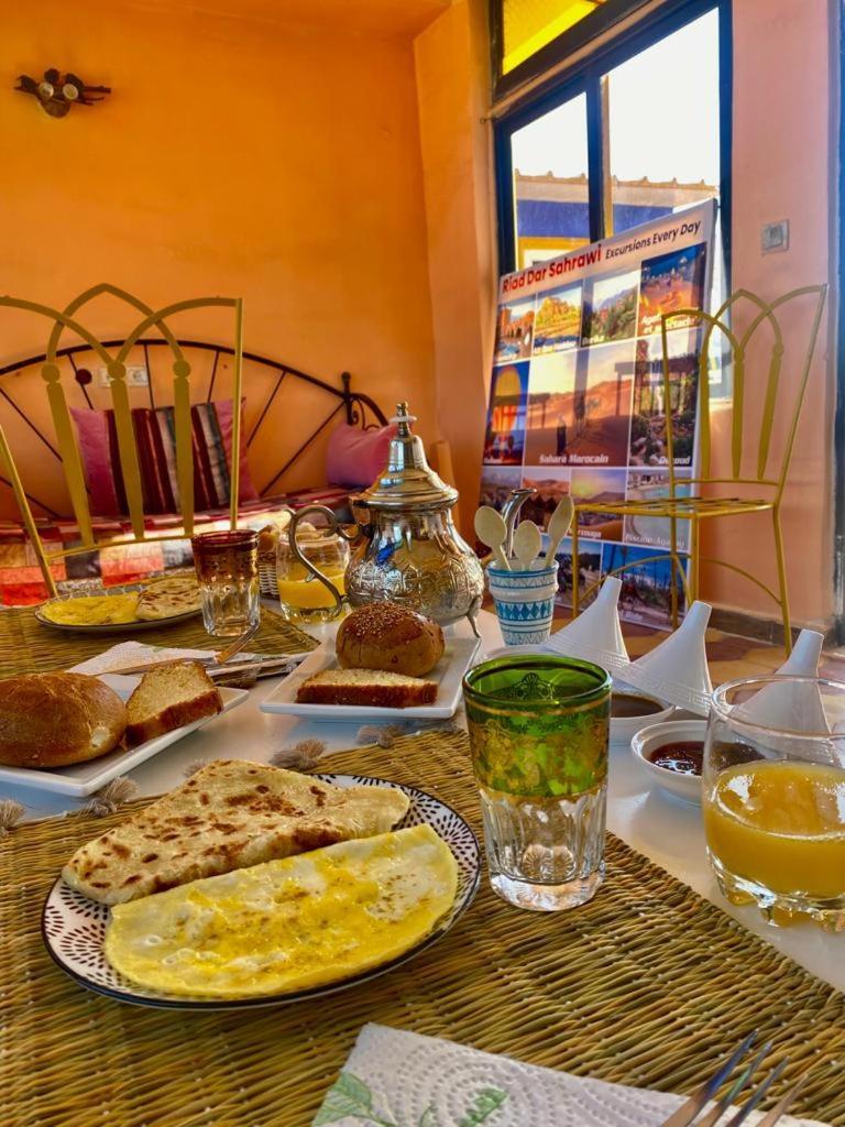 Riad Dar Sahrawi マラケシュ エクステリア 写真